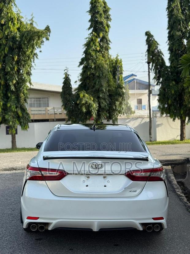 Toyota Camry 2020 White