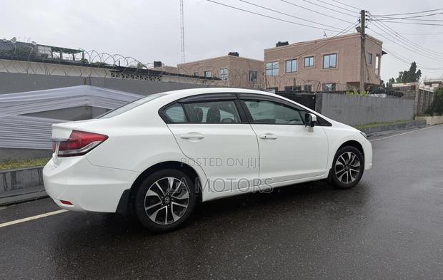 Honda Civic 2015 White