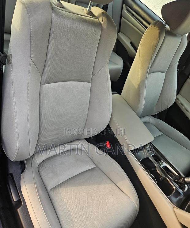 Honda Accord LX (1.5L 4cyl Turbo CVT) 2019 Red
