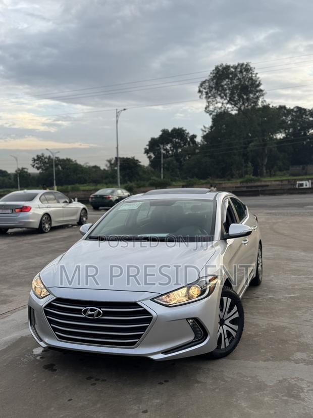 Hyundai Elantra Limited 2018 Silver
