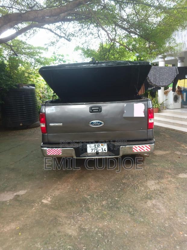 Ford F-150 SuperCrew 4x4 2006 Gray