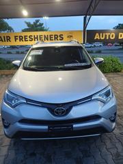 Toyota RAV4 2018 Silver for sale