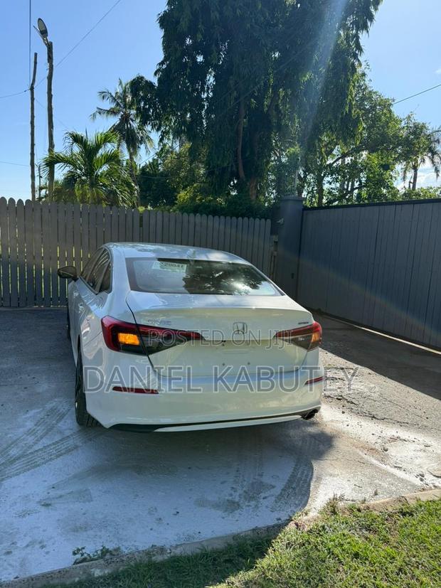 Honda Civic Sport CVT 2024 White