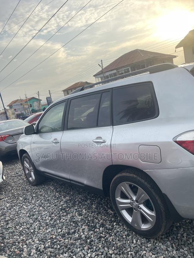 Toyota Highlander 4x4 2009 Silver