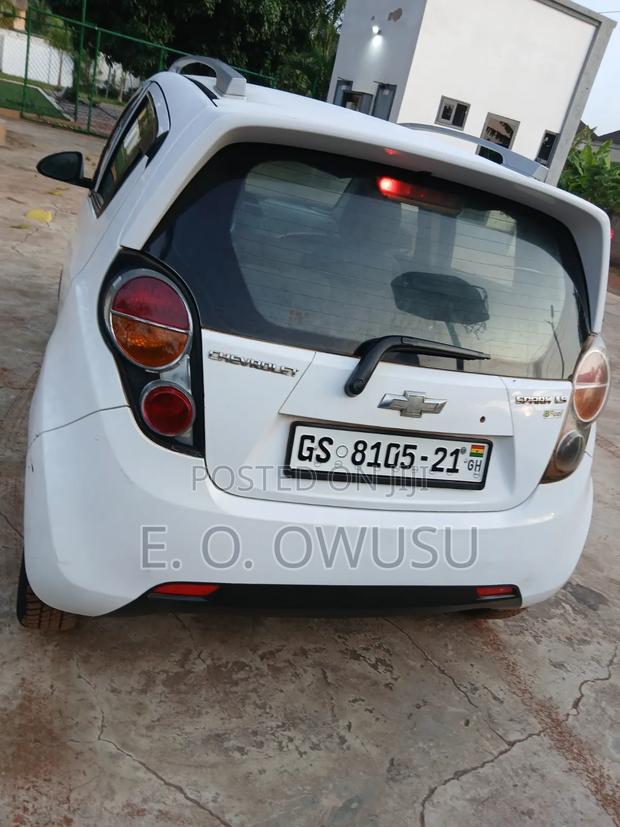 Chevrolet Spark Hatch LT 2011 White