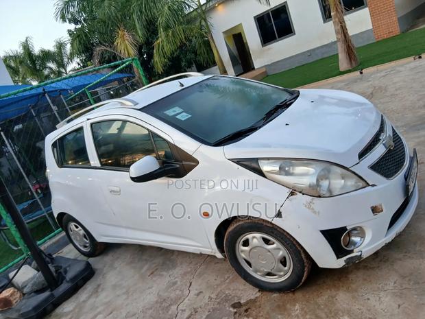 Chevrolet Spark Hatch LT 2011 White