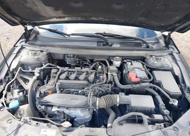 Toyota Yaris Base Hatchback 3dr 2010 Silver
