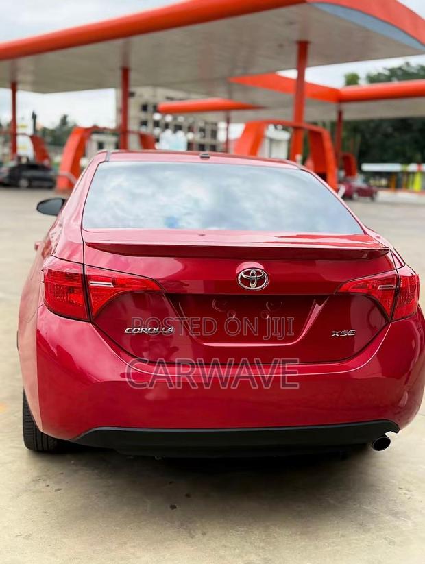 Toyota Corolla XSE 4dr Sedan (1.8L 4cyl CVT) 2017 Red