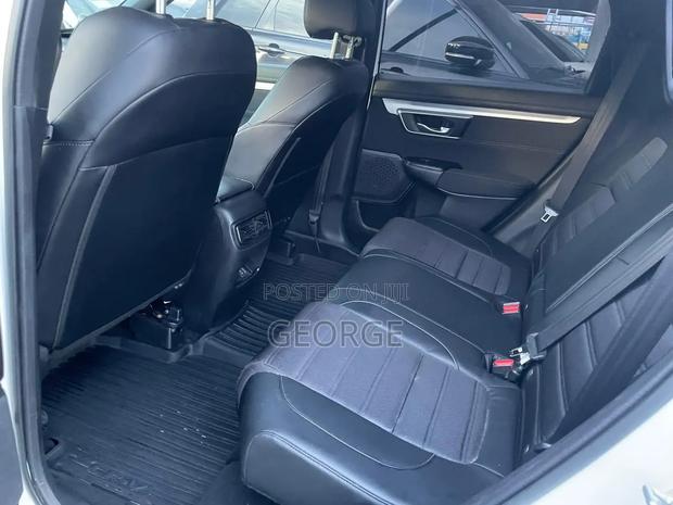 Honda CR-V 2022 White