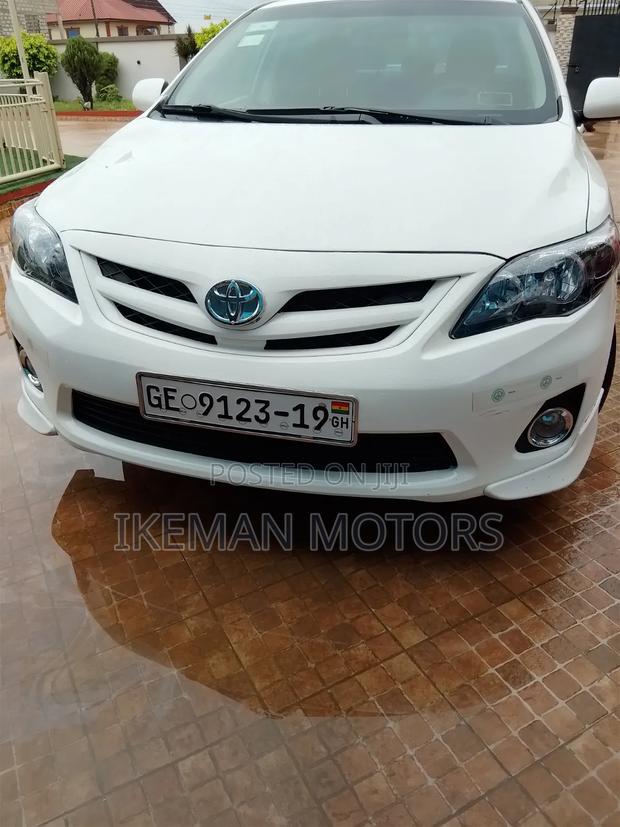 Toyota Corolla 2011 White