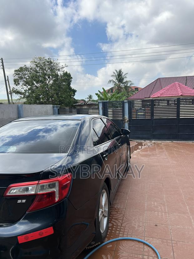 Toyota Camry SE Sport 4dr Sedan (2.5L 4cyl 6A) 2014 Black