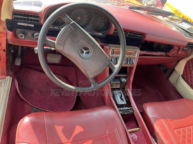 Mercedes-Benz S-Class 1989 Red