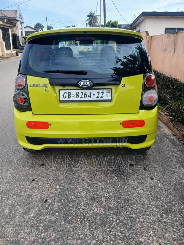 Kia Morning 2011 Yellow