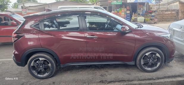 Honda Vezel 2017 Brown