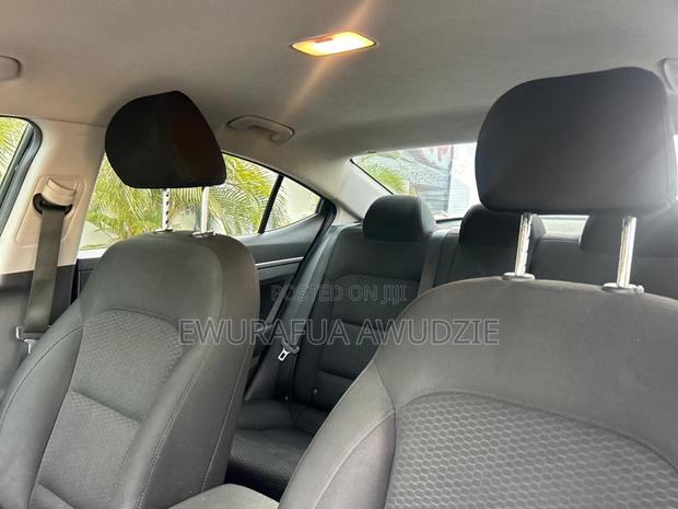 Hyundai Elantra 2019 Black