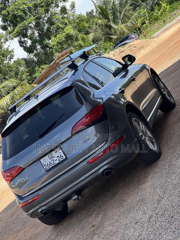 Audi Q5 2.0T Premium AWD quattro 2016 Gray