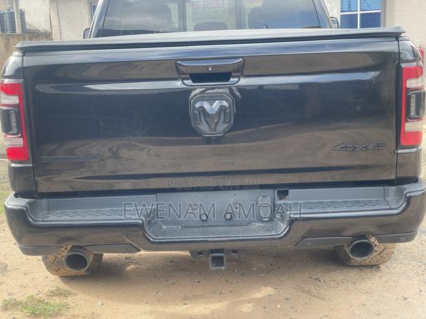 RAM 1500 2020 Black