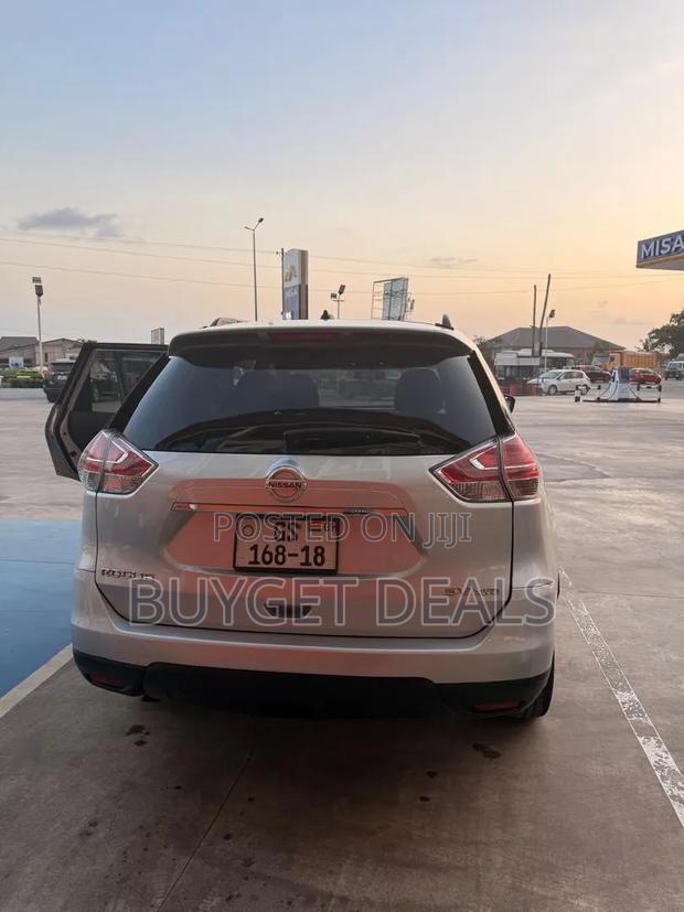 Nissan Rogue 2016 Silver
