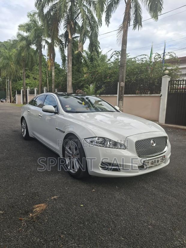Jaguar XJ 2014 White