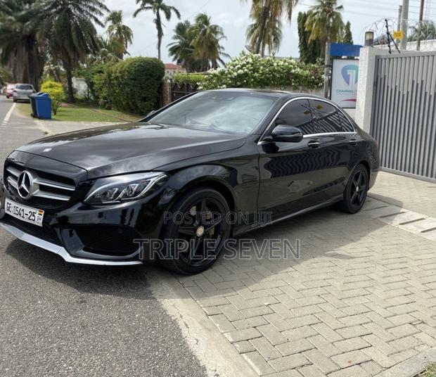 Mercedes-Benz C300 2016 Black