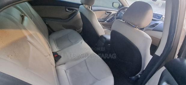 Hyundai Elantra SE 4dr Sedan (1.8L 4cyl 6M) 2014 Brown