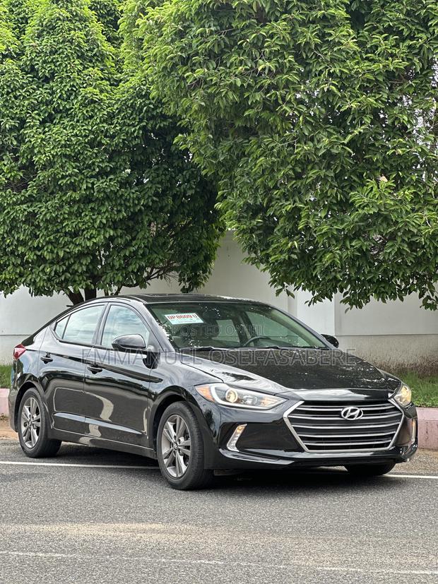 Hyundai Elantra Value Edition 2018 Black