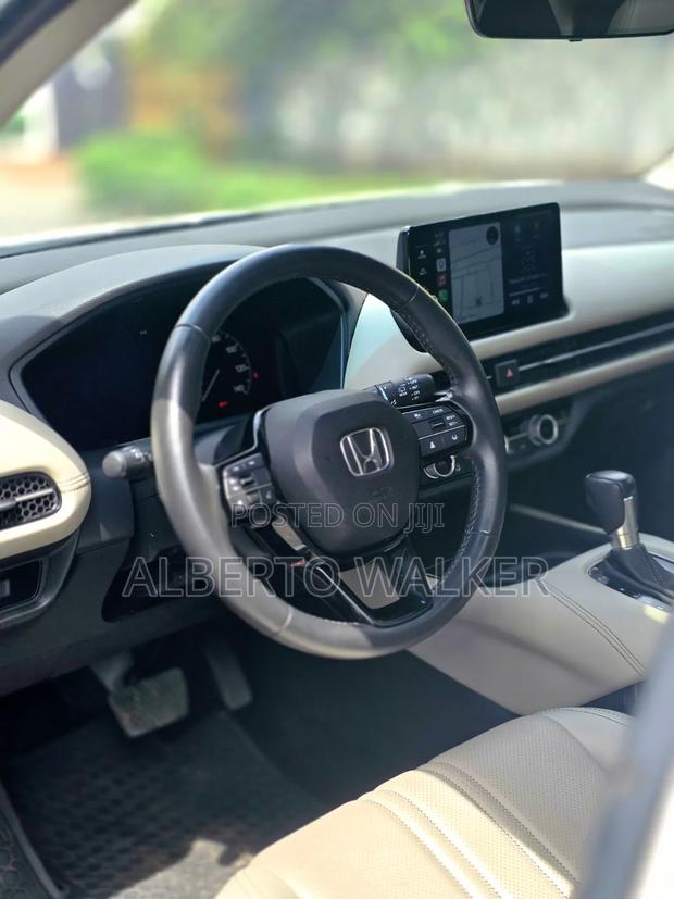 Honda HR-V 2025 White