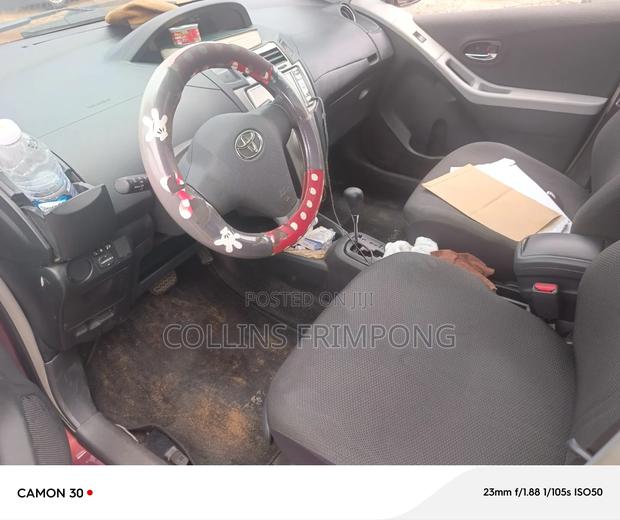 Toyota Vitz 1.5 FWD 5dr 2010 Brown