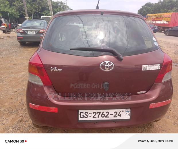 Toyota Vitz 1.5 FWD 5dr 2010 Brown