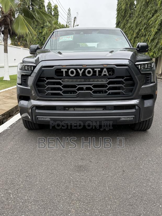Toyota Sequoia TRD Pro 4WD 2024 Black