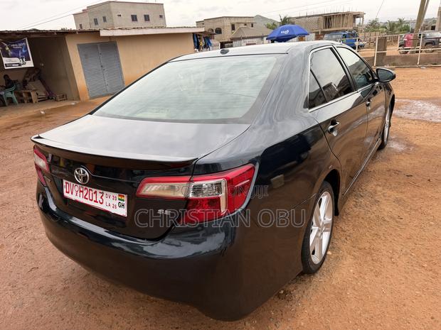 Toyota Camry SE 4dr Sedan (2.5L 4cyl 6A) 2014 Black
