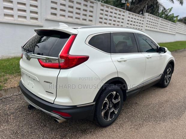 Honda CR-V Touring 4dr SUV AWD (1.5L 4cyl CVT) 2017 White
