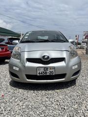 Toyota Vitz 1.3 FWD 5dr 2010 Silver for sale