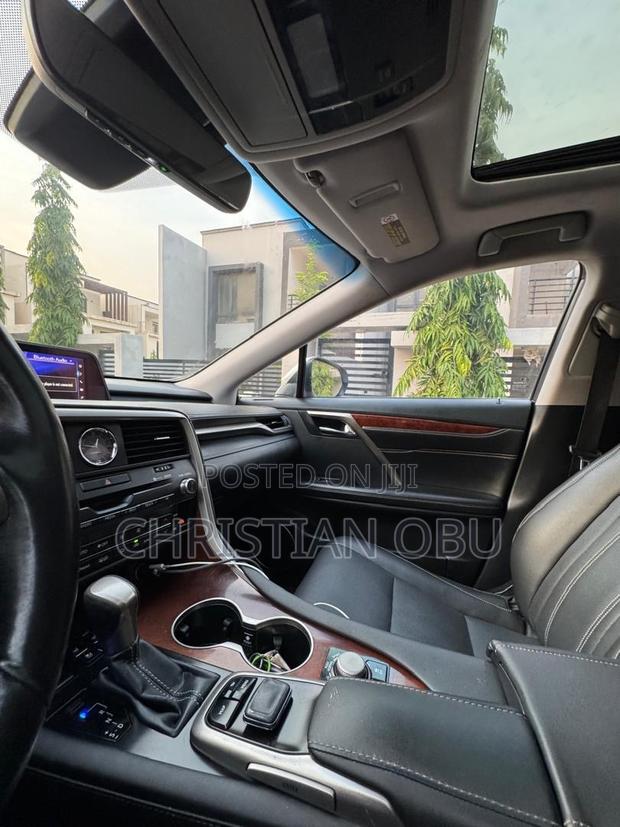 Lexus LX 2019 White