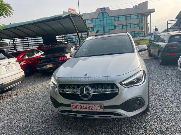 Mercedes-Benz GLA 250 2020 Gray