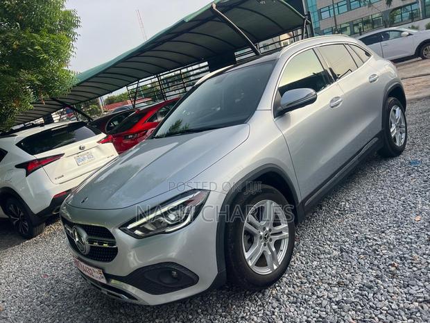 Mercedes-Benz GLA 250 2020 Gray