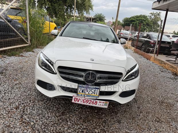 Mercedes-Benz C300 2016 White