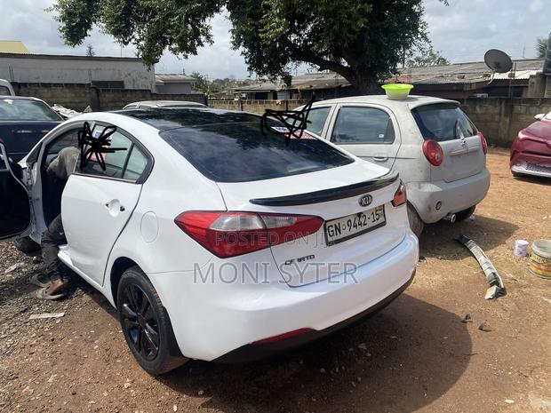 Kia Cerato 2014 White