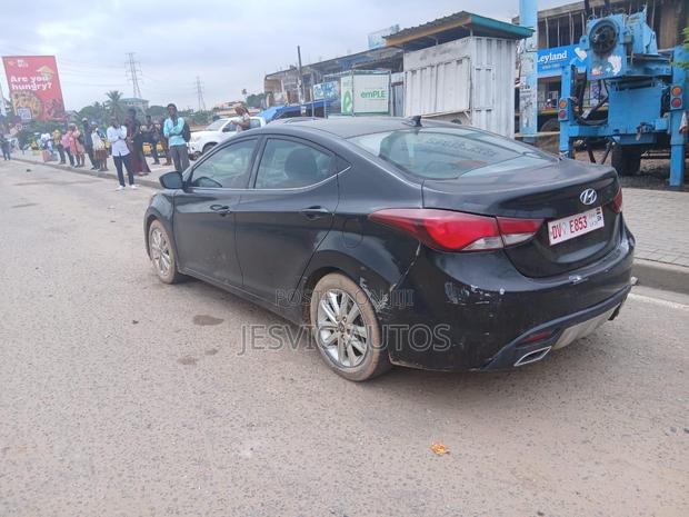 Hyundai Elantra Limited 4dr Sedan (1.8L 4cyl 6A) 2015 Black
