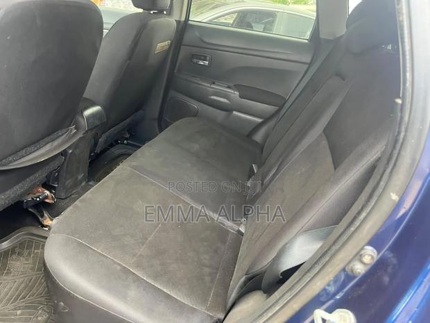 Mitsubishi Outlander 2015 Blue