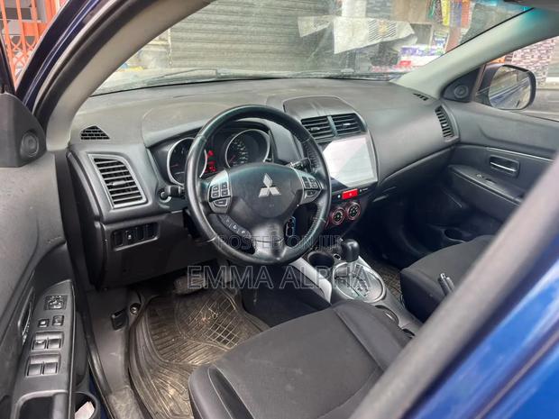 Mitsubishi Outlander 2015 Blue
