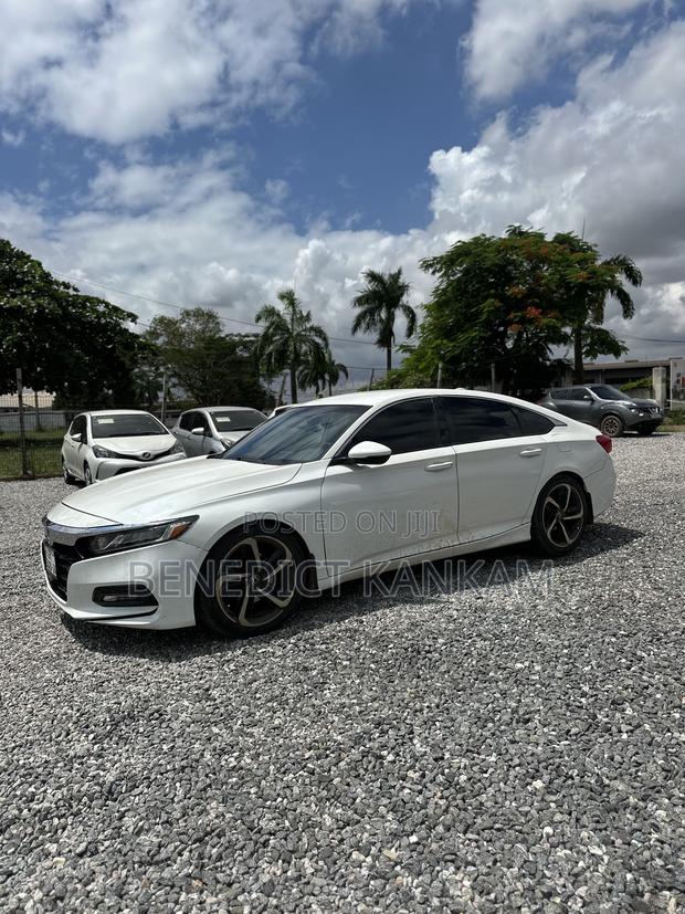 Honda Accord Sport 2018 White