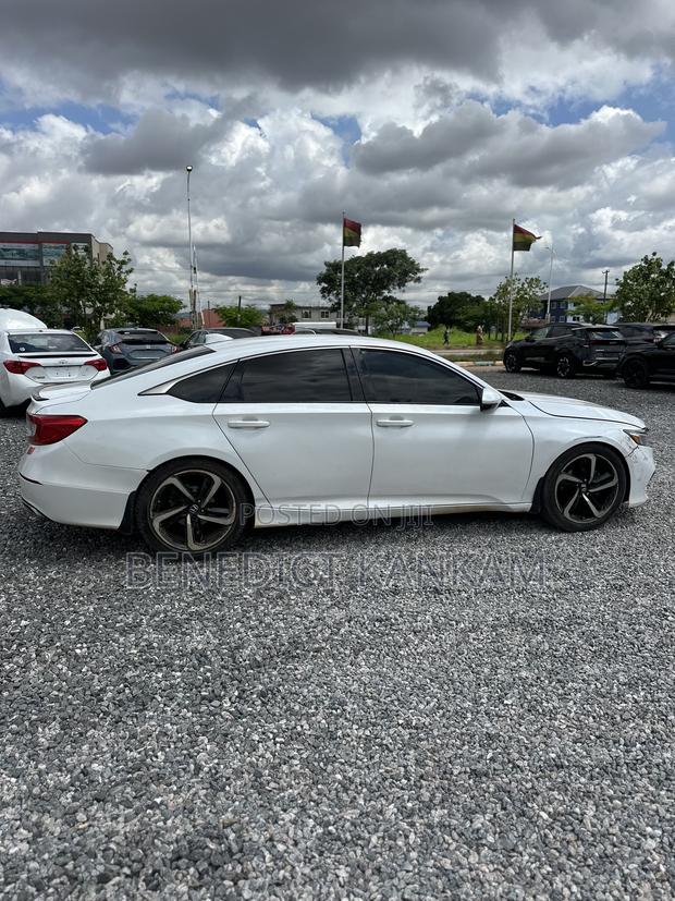 Honda Accord Sport 2018 White