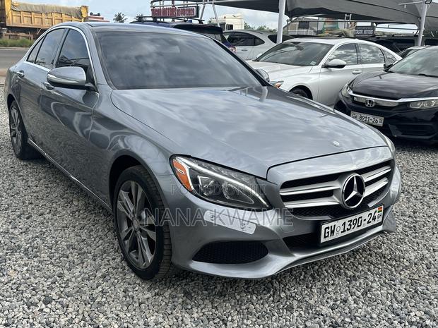 Mercedes-Benz C300 Luxury 4Matic Sedan AWD (2.0L 4cyl 7A) 2016 Gray