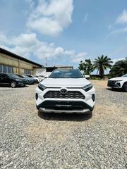 Toyota RAV4 XLE AWD 2024 White for sale