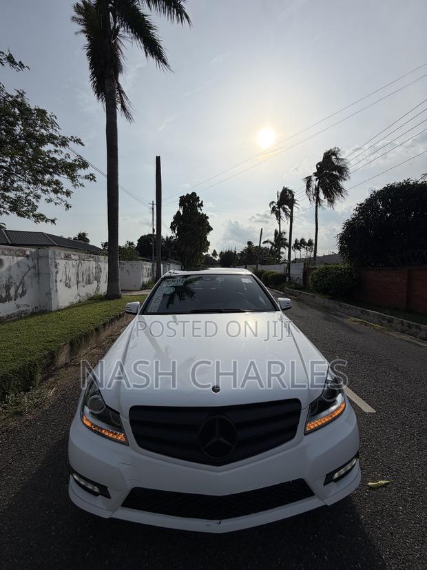 Mercedes-Benz C250 2013 White