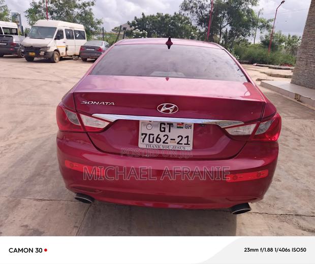 Hyundai Sonata Limited 4dr Sedan (2.4L 4cyl 6A) 2014 Red
