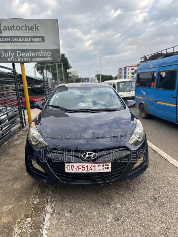 Hyundai Elantra SE 4dr Sedan (1.8L 4cyl 6M) 2014 Blue