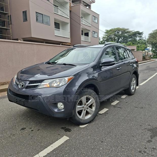 Toyota RAV4 2015 Gray