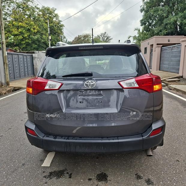 Toyota RAV4 2015 Gray